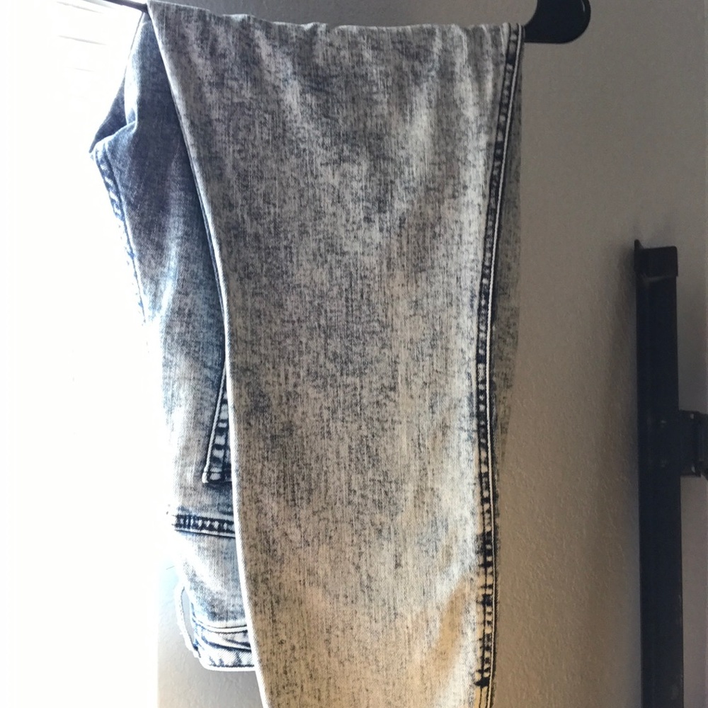 Skinny jeans